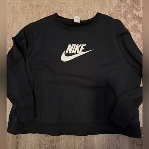 Nike Black Crewneck Sweatshirt